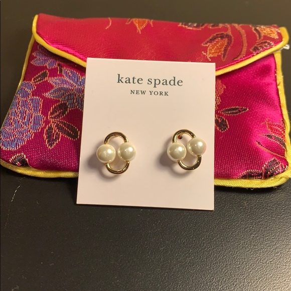 kate spade Jewelry - Kate Spade gold and pearl post earrings
